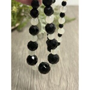 Vintage Black White/Translucent Faceted Glass Bead Necklace Costume Jewelry